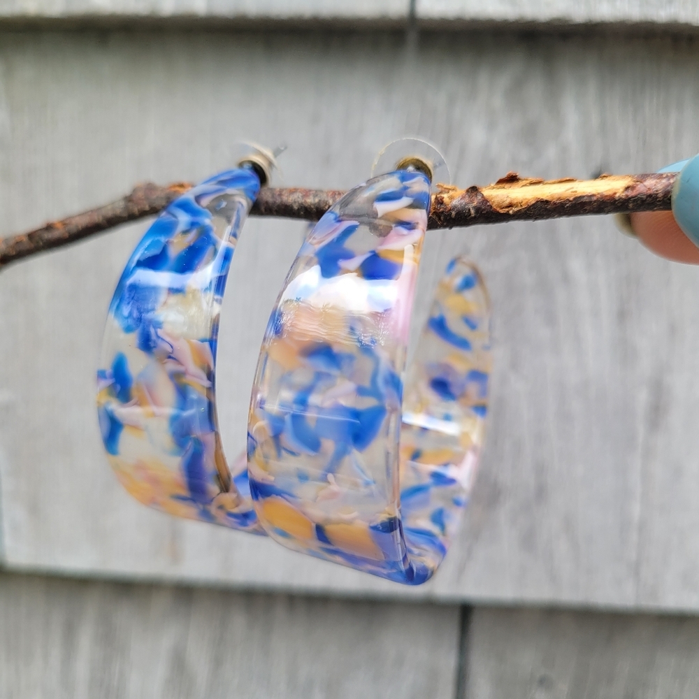 Retro resin hoops - Picture 2 of 8